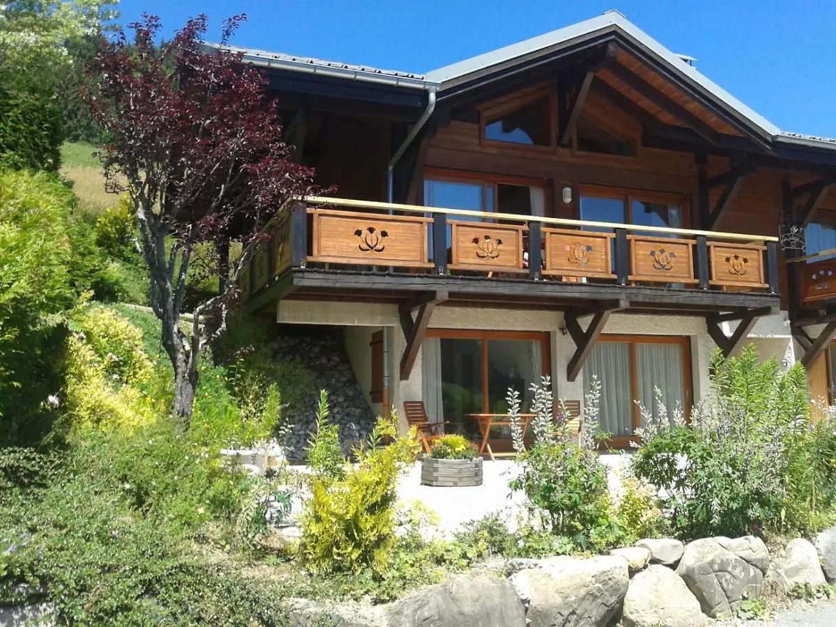 Chalet Les Tulipes Apartment Les Gets France